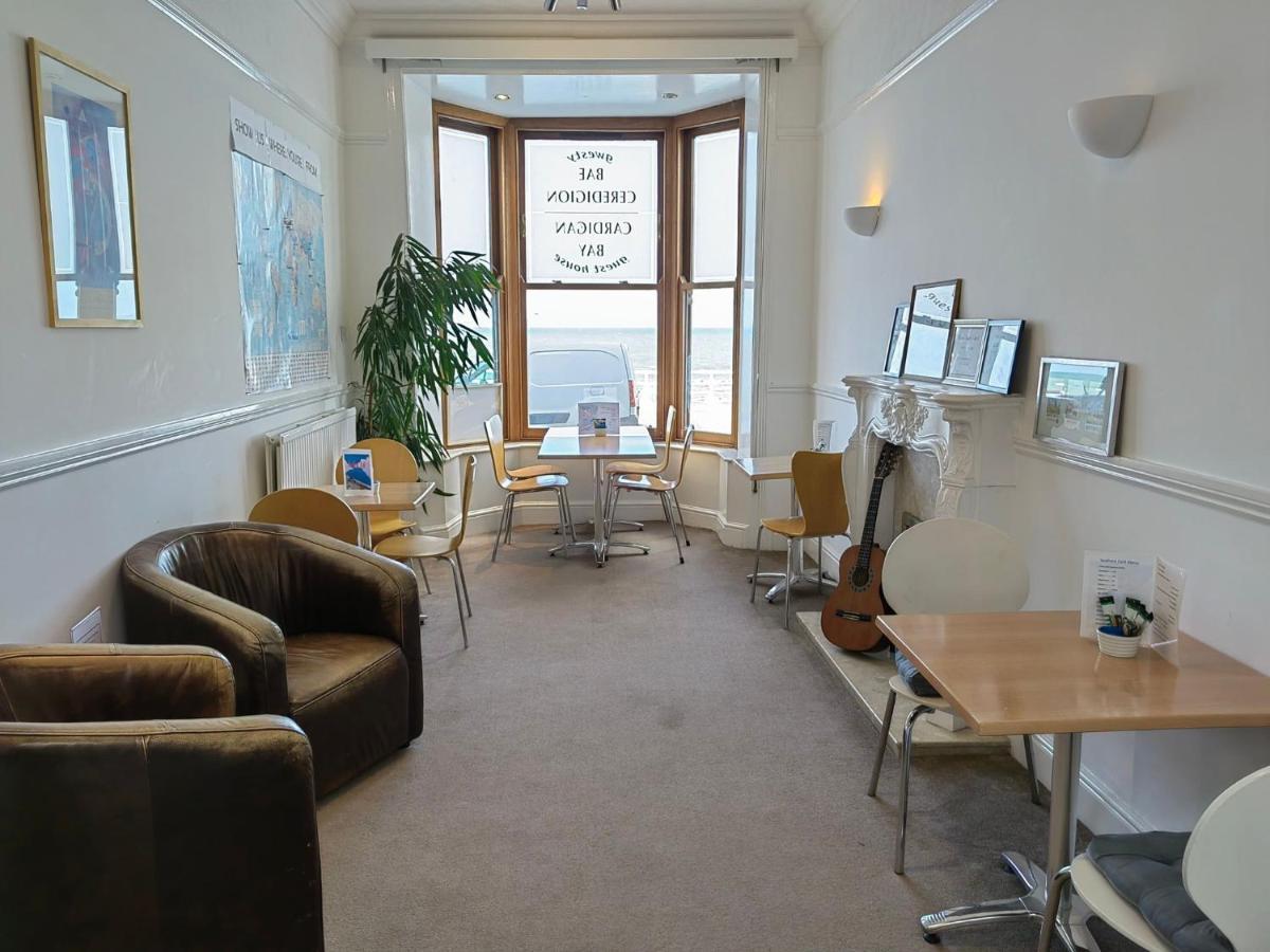 Cardigan Bay Self Catering Accommodation Aberystwyth Bagian luar foto
